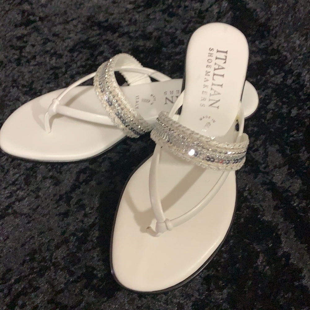 Ladies Sandals - White w/Silver trim.